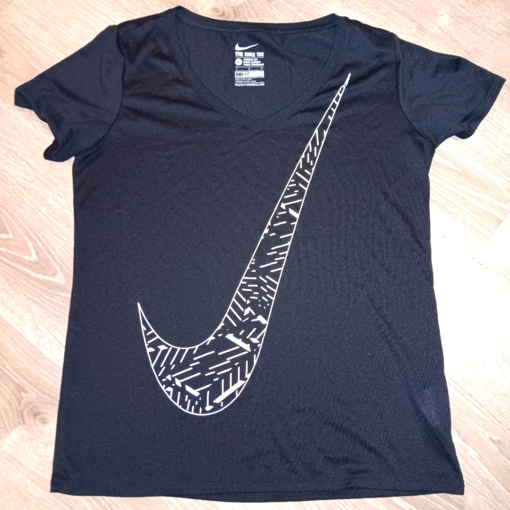 Women's Nike Dri-Fit V Neck
